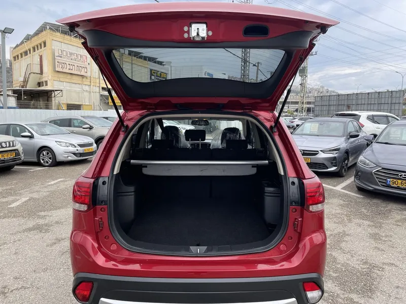Mitsubishi Outlander 2nd hand, 2016, private hand