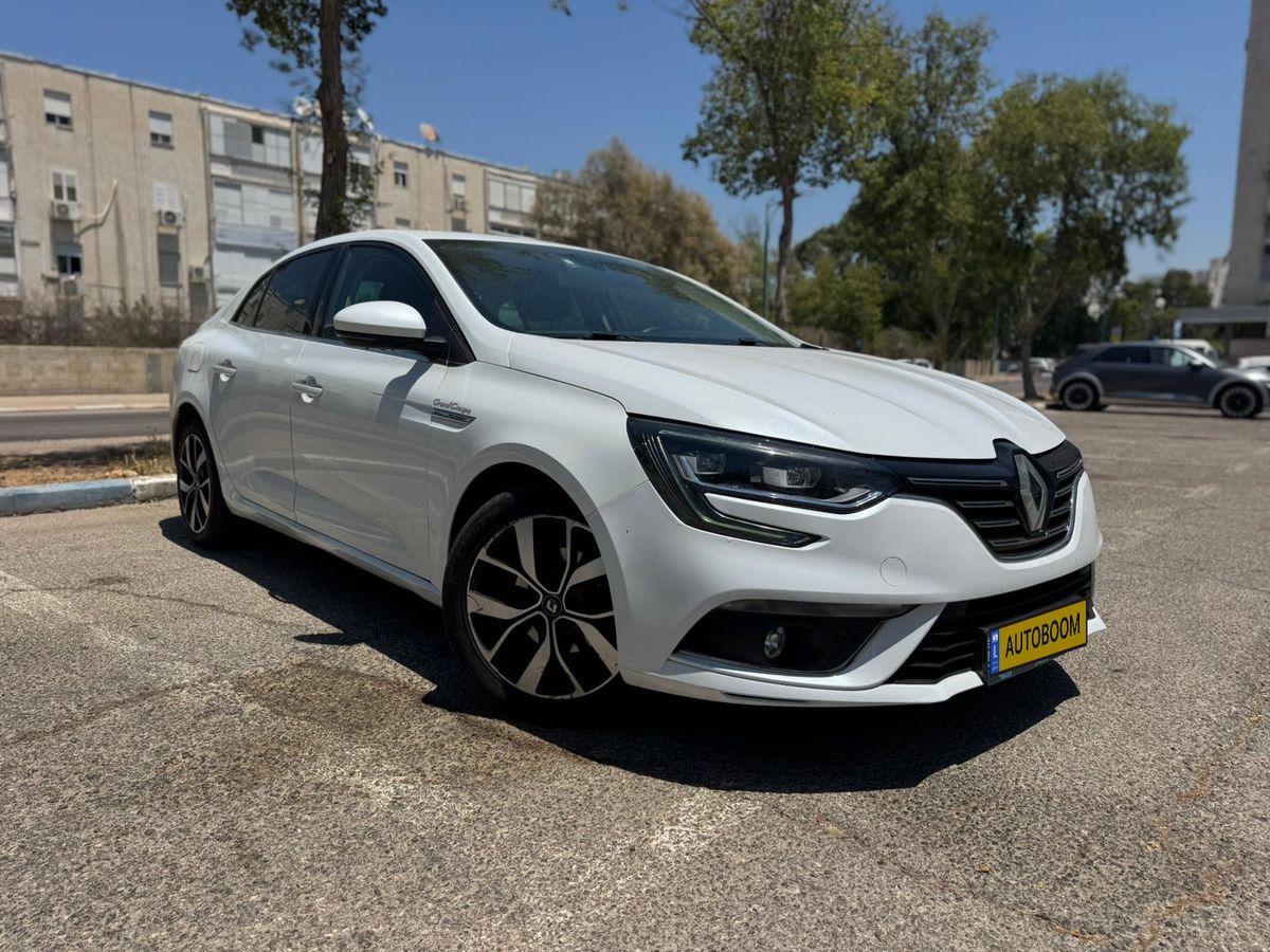 Renault Megane 2nd hand, 2020, private hand