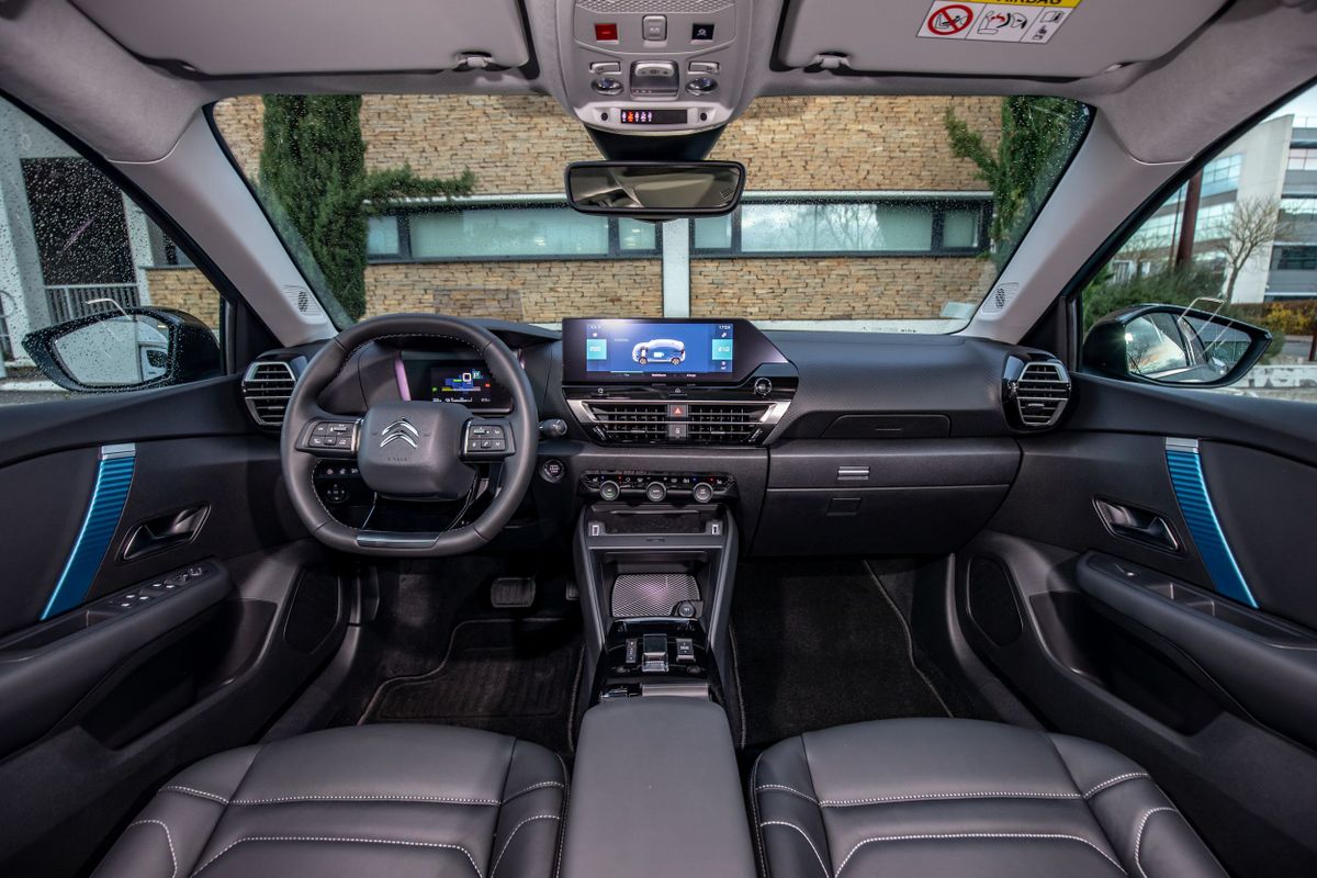 Citroen C4 2020. Front seats. Hatchback 5-door, 3 generation