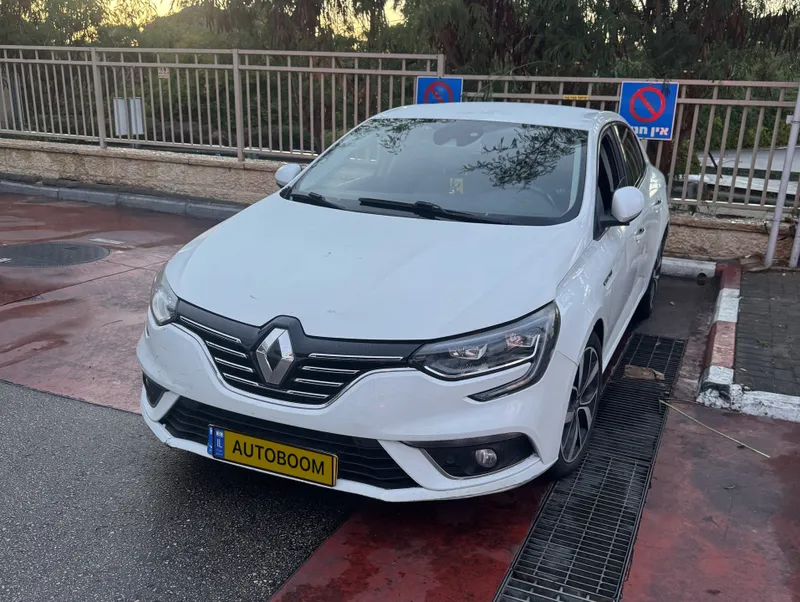 Renault Megane 2nd hand, 2019, private