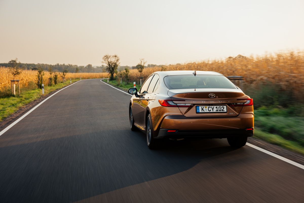 Toyota Camry 2023. Кузов, экстерьер. Седан, 9 поколение