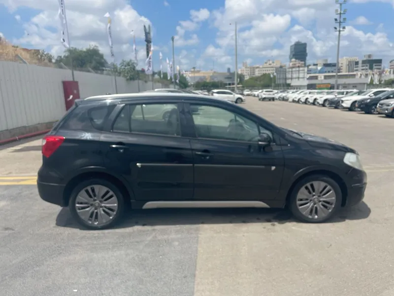 סוזוקי SX4 יד 2 רכב, 2015, פרטי