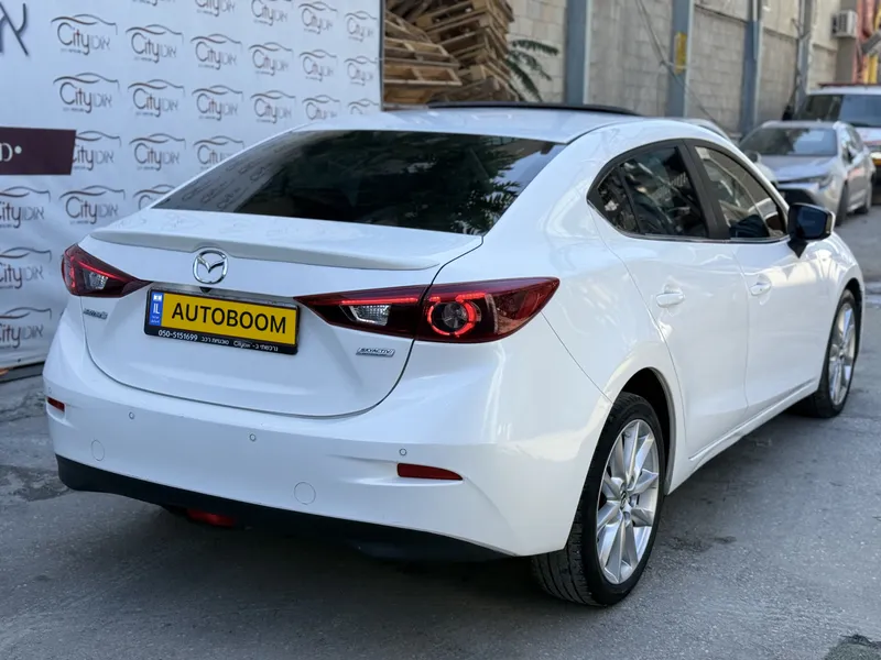 Mazda 3 2nd hand, 2018, private hand