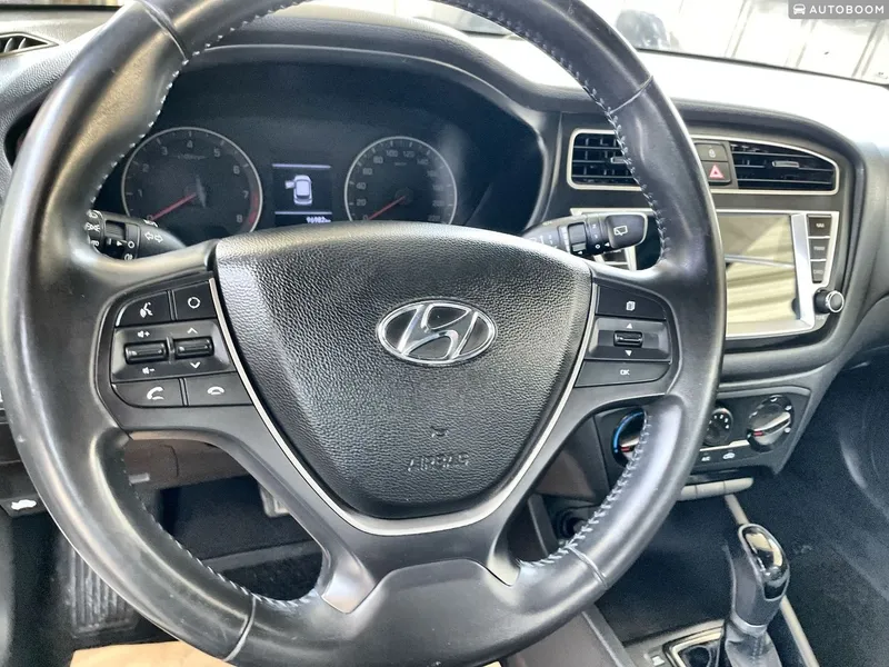 Hyundai i20 2nd hand, 2021, private