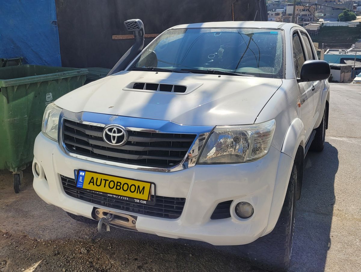 Toyota Hilux 2nd hand, 2013, private hand