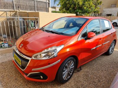 Peugeot 208 2nd hand, 2016, private hand