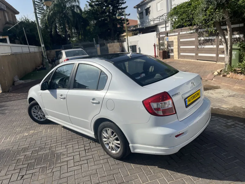 סוזוקי SX4 יד 2 רכב, 2013, פרטי