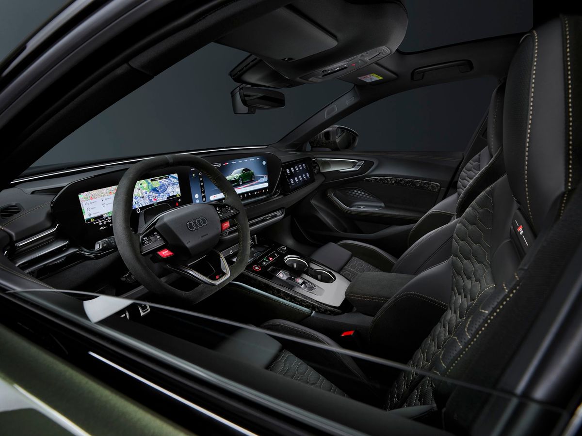 Audi RS5 2026. Передние сидения. Седан, 3 поколение