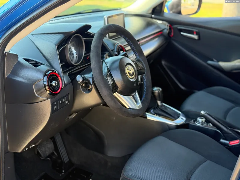Mazda 2 с пробегом, 2016
