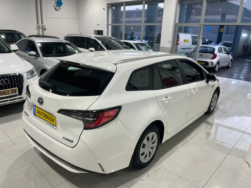 Toyota Corolla 2nd hand, 2021