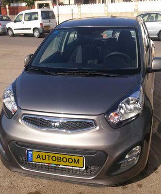 Kia Picanto 2ème main, 2013, main privée