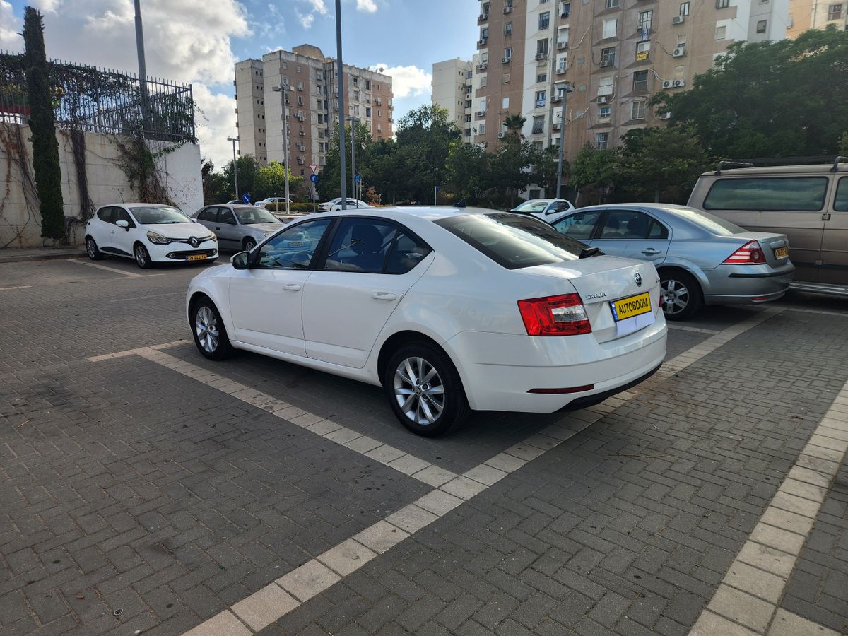 Skoda Octavia 2nd hand, 2017, private hand