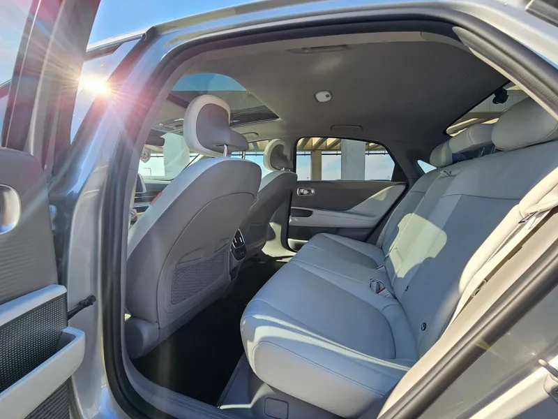 Hyundai IONIQ 6 с пробегом, 2023, частная рука