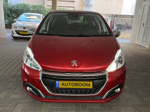 Peugeot 208, 2019, фото