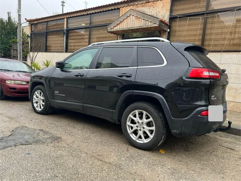Jeep Cherokee 2nd hand, 2015, private hand