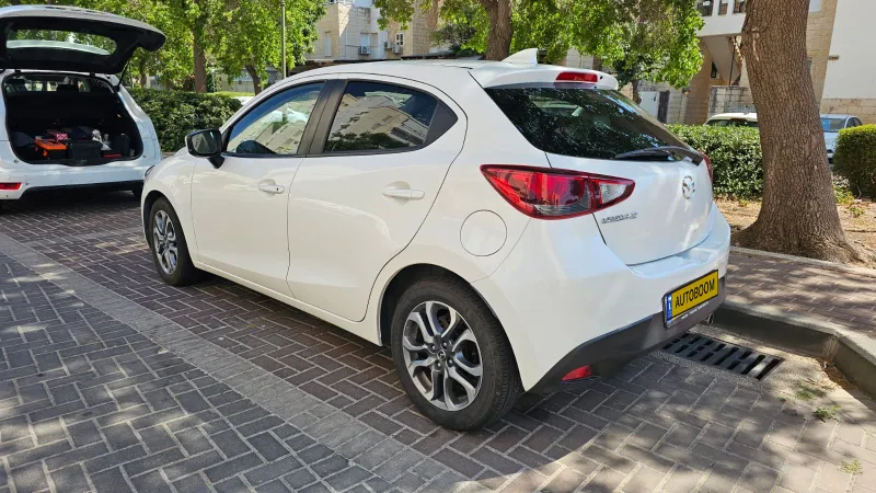 Mazda 2 с пробегом, 2019, частная рука