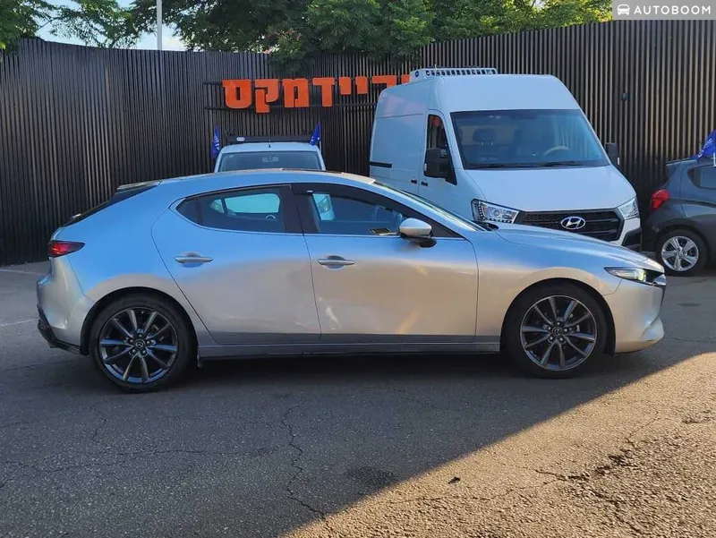 Mazda 3 2ème main, 2021, privée