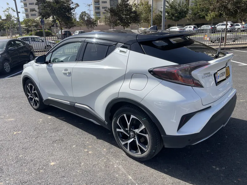 Toyota C-HR 2nd hand, 2019