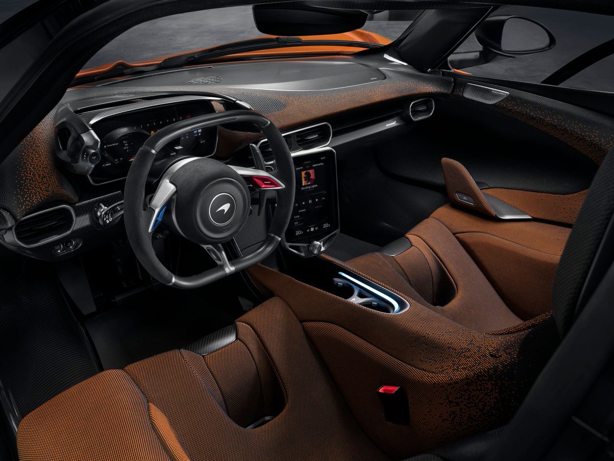 McLaren W1 2024. Передние сидения. Купе, 1 поколение