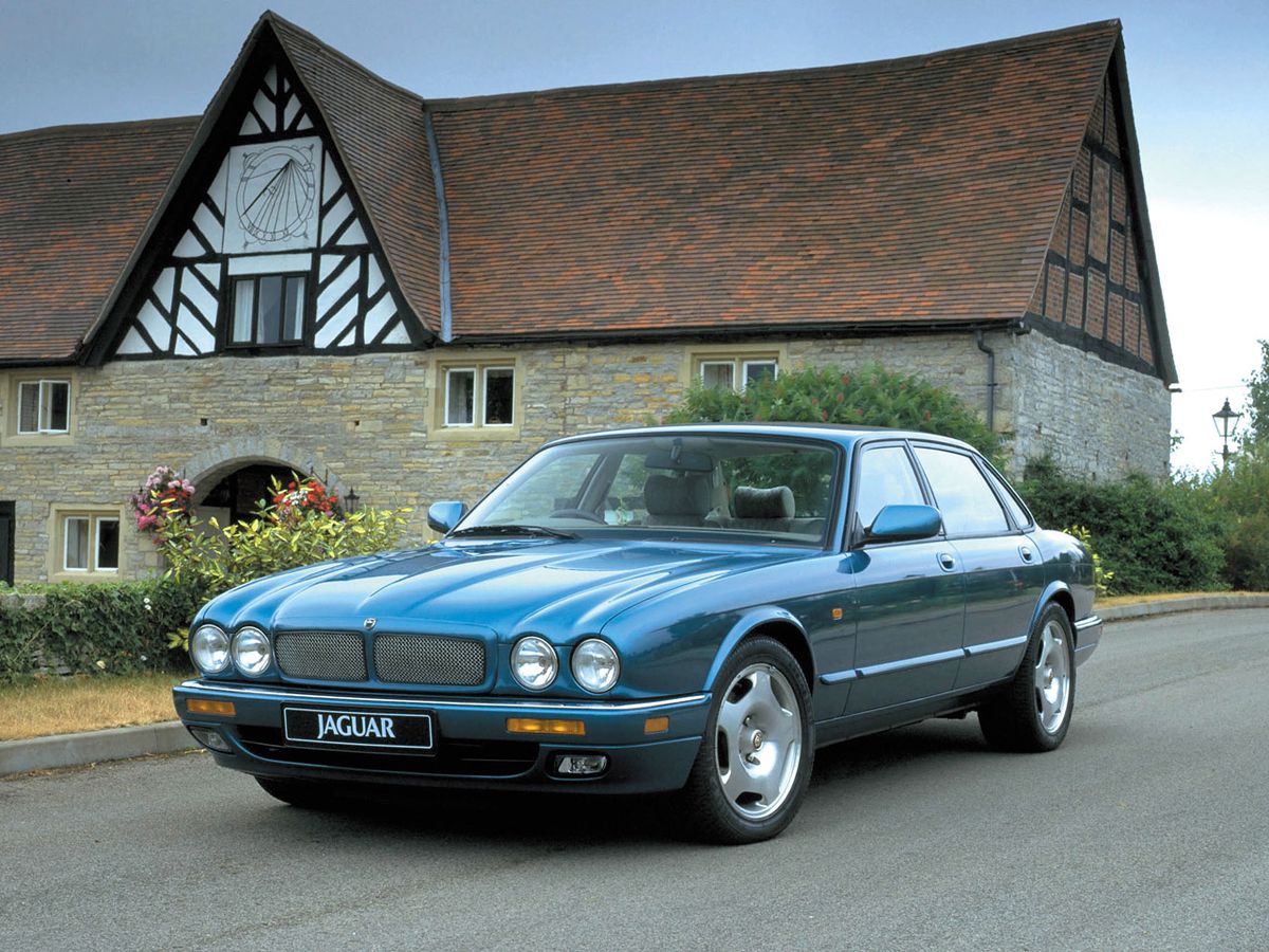 Jaguar XJR 1994. Carrosserie, extérieur. Berline, 2 génération