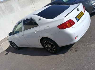 Toyota Corolla 2nd hand, 2010, private hand