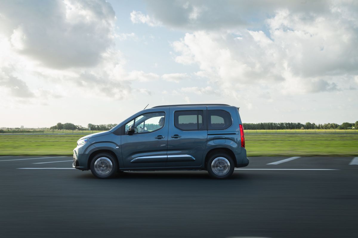Toyota ProAce City 2023. Кузов, экстерьер. Компактвэн, 1 поколение, рестайлинг