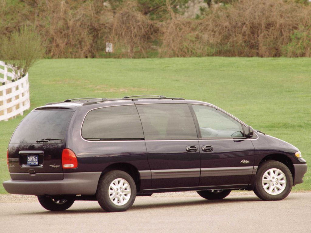 Plymouth Voyager 1995. Carrosserie, extérieur. Monospace, 3 génération