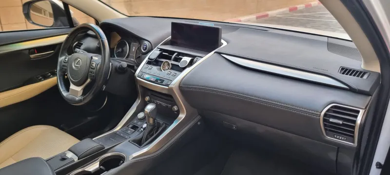 Lexus NX 2ème main, 2021, main privée