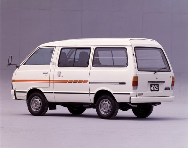 Nissan Largo 1982. Carrosserie, extérieur. Monospace, 1 génération