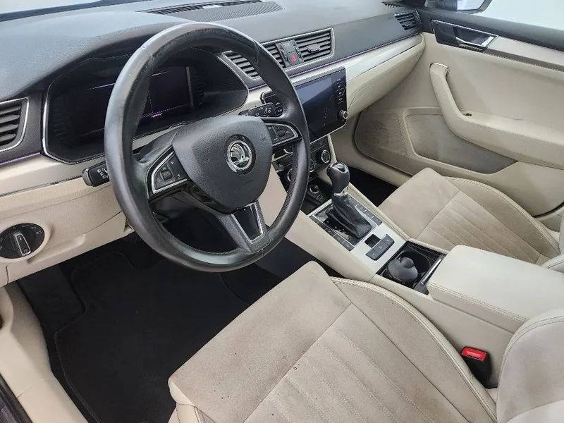 Skoda Superb с пробегом, 2020, частная рука