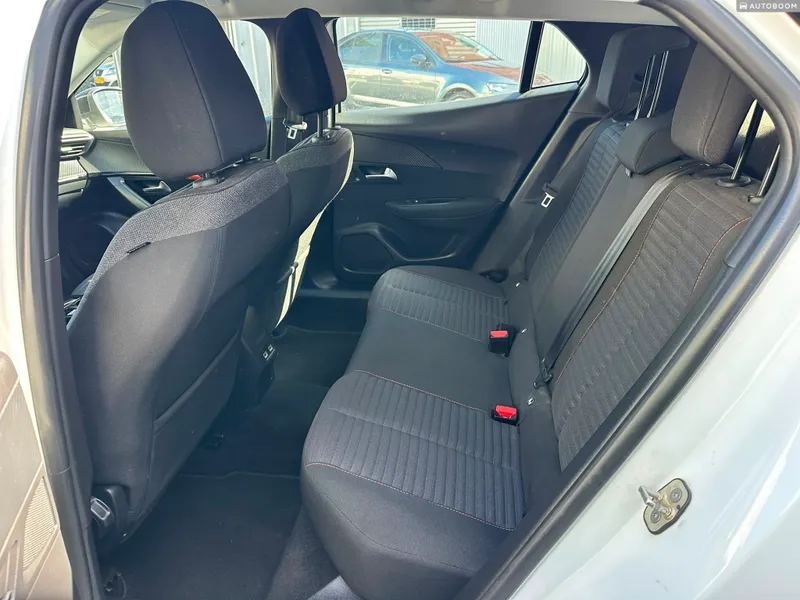Peugeot 2008 2nd hand, 2022, private