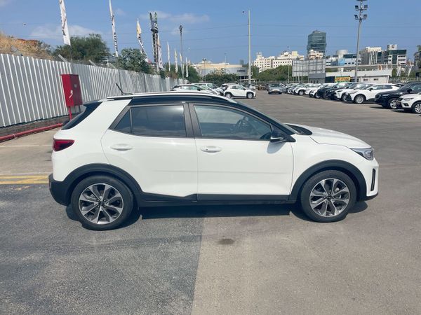 Kia Stonic с пробегом, 2023, частная рука