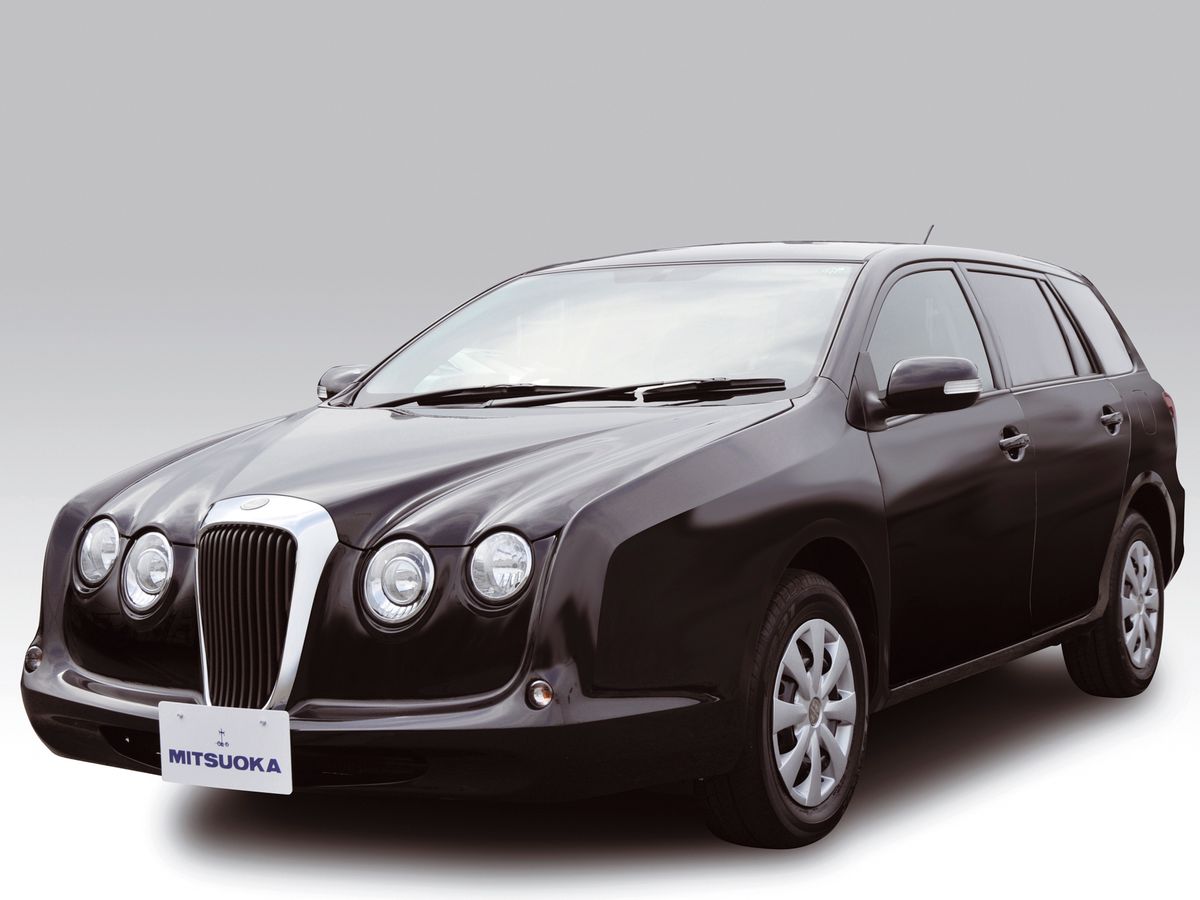 מיטסואוקה נוארה 2008. מרכב, צורה. סטיישן 5 דלתות, 2 דור