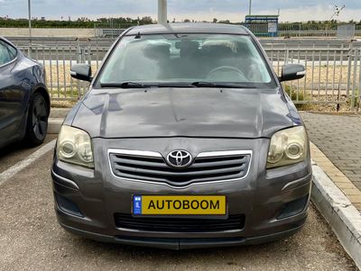 Toyota Avensis 2nd hand, 2007, private hand