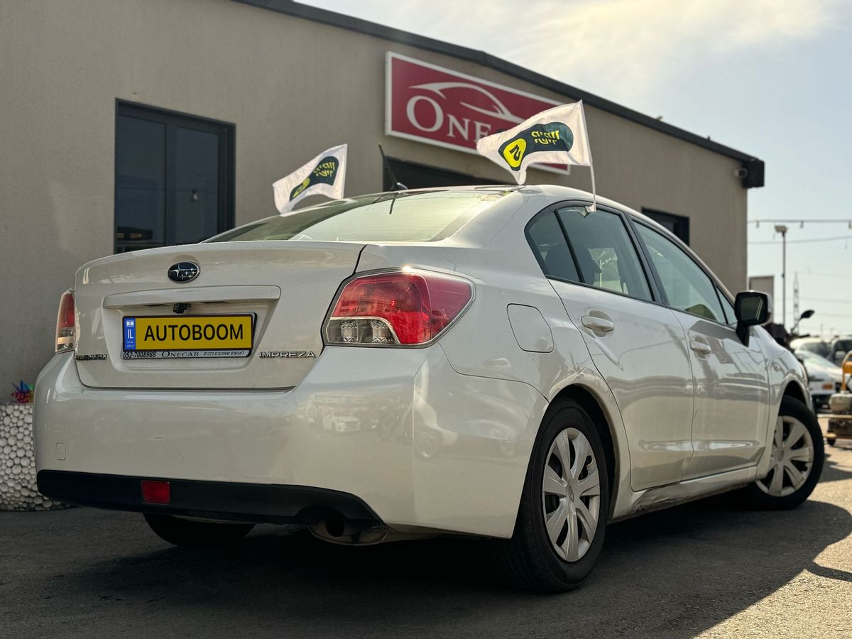 Subaru Impreza с пробегом, 2015