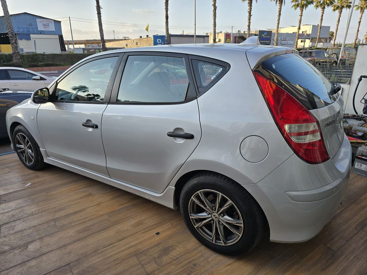 Hyundai i30 с пробегом, 2011