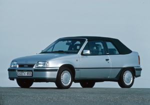 Vauxhall Astra 1984. Bodywork, Exterior. Cabrio, 2 generation