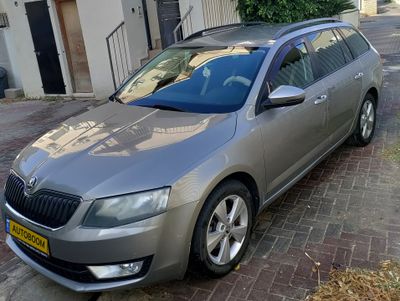 Škoda Octavia 2ème main, 2014, main privée