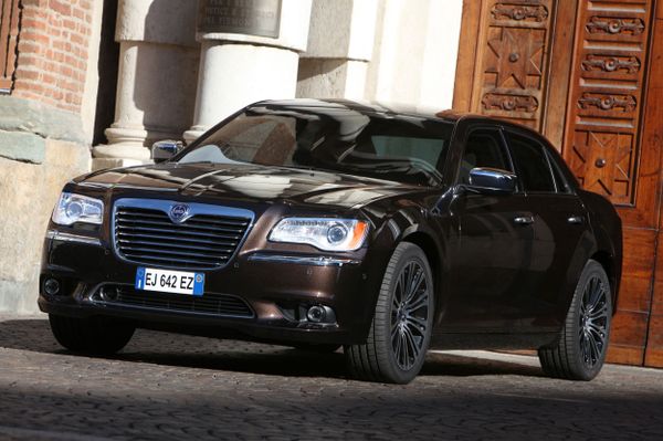 Lancia Thema 2011. Bodywork, Exterior. Sedan, 2 generation