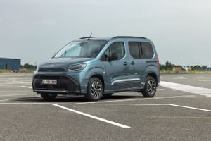 Toyota ProAce City 2023. Carrosserie, extérieur. Compact Van, 1 génération, restyling