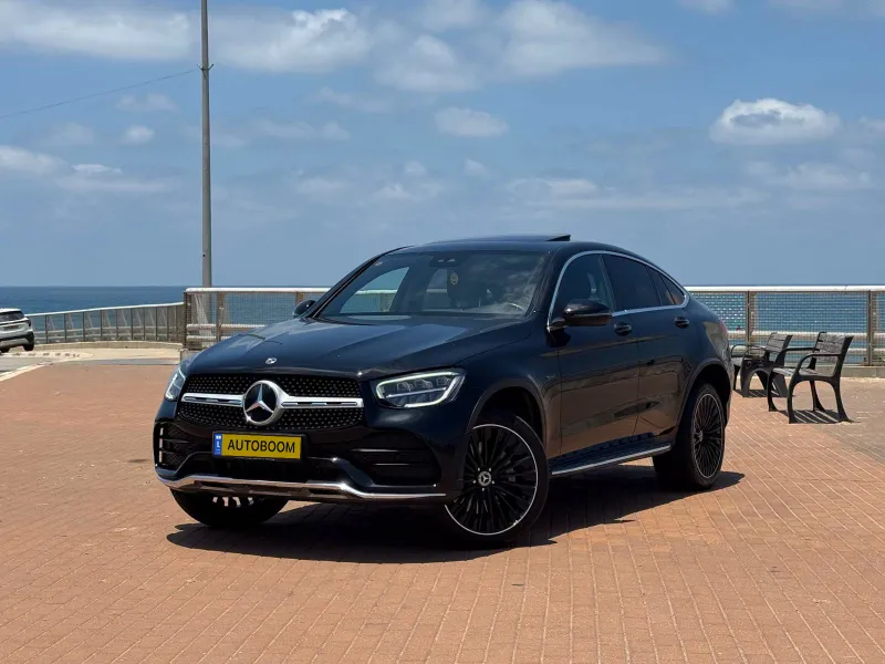 Mercedes GLC 2nd hand, 2022, private