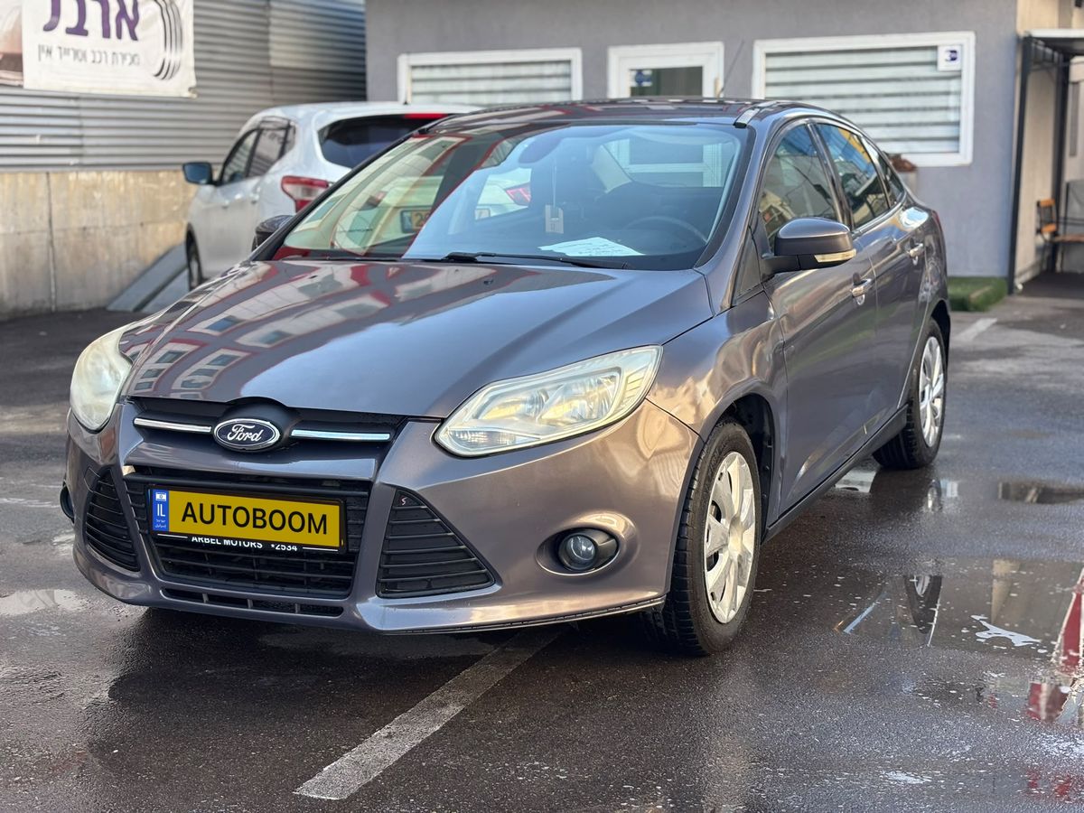 Ford Focus с пробегом, 2014