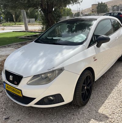 SEAT Ibiza 2nd hand, 2011, private hand