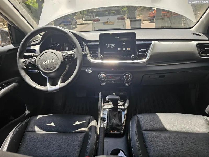 Kia Stonic 2nd hand, 2023, private