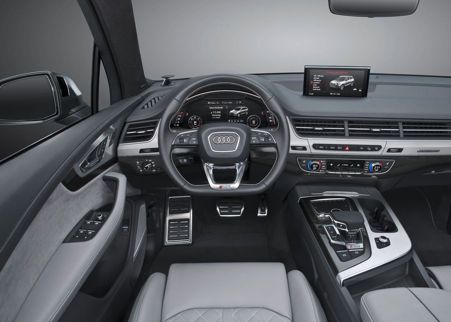 Audi SQ7 2016. Siéges avants. VUS 5-portes, 1 génération