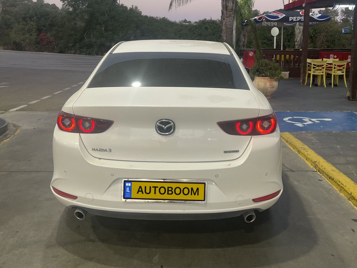 Mazda 3 2ème main, 2022, main privée