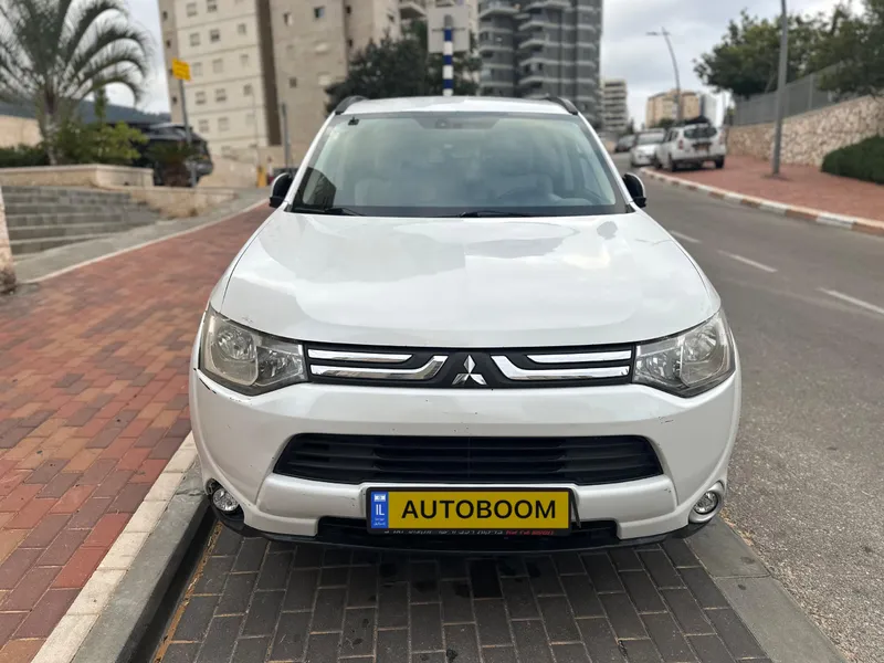 Mitsubishi Outlander с пробегом, 2014, частная рука