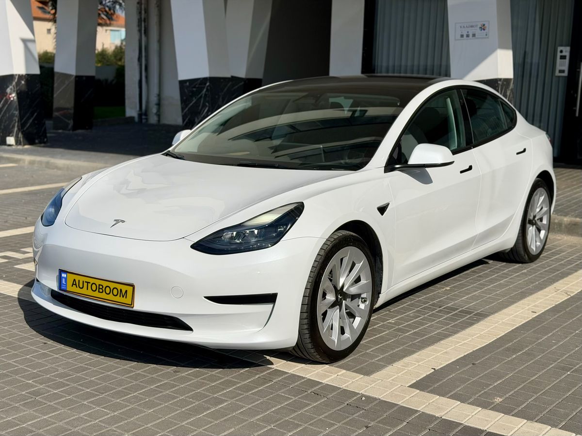 Tesla Model 3 с пробегом, 2022, частная