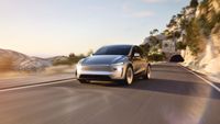 Tesla Model Y 2025. Кузов, экстерьер. Внедорожник 5 дв., 1 поколение, рестайлинг