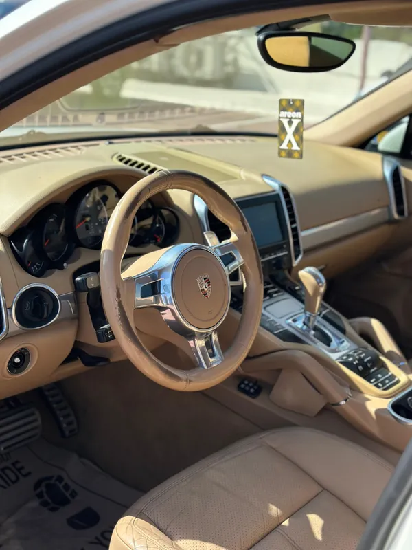 Porsche Cayenne с пробегом, 2011